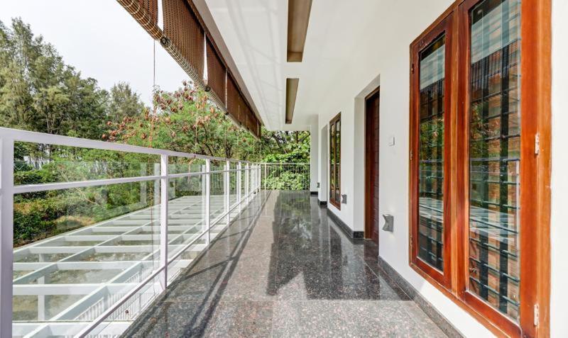 Caspian Beach Resort Alappuzha Bagian luar foto