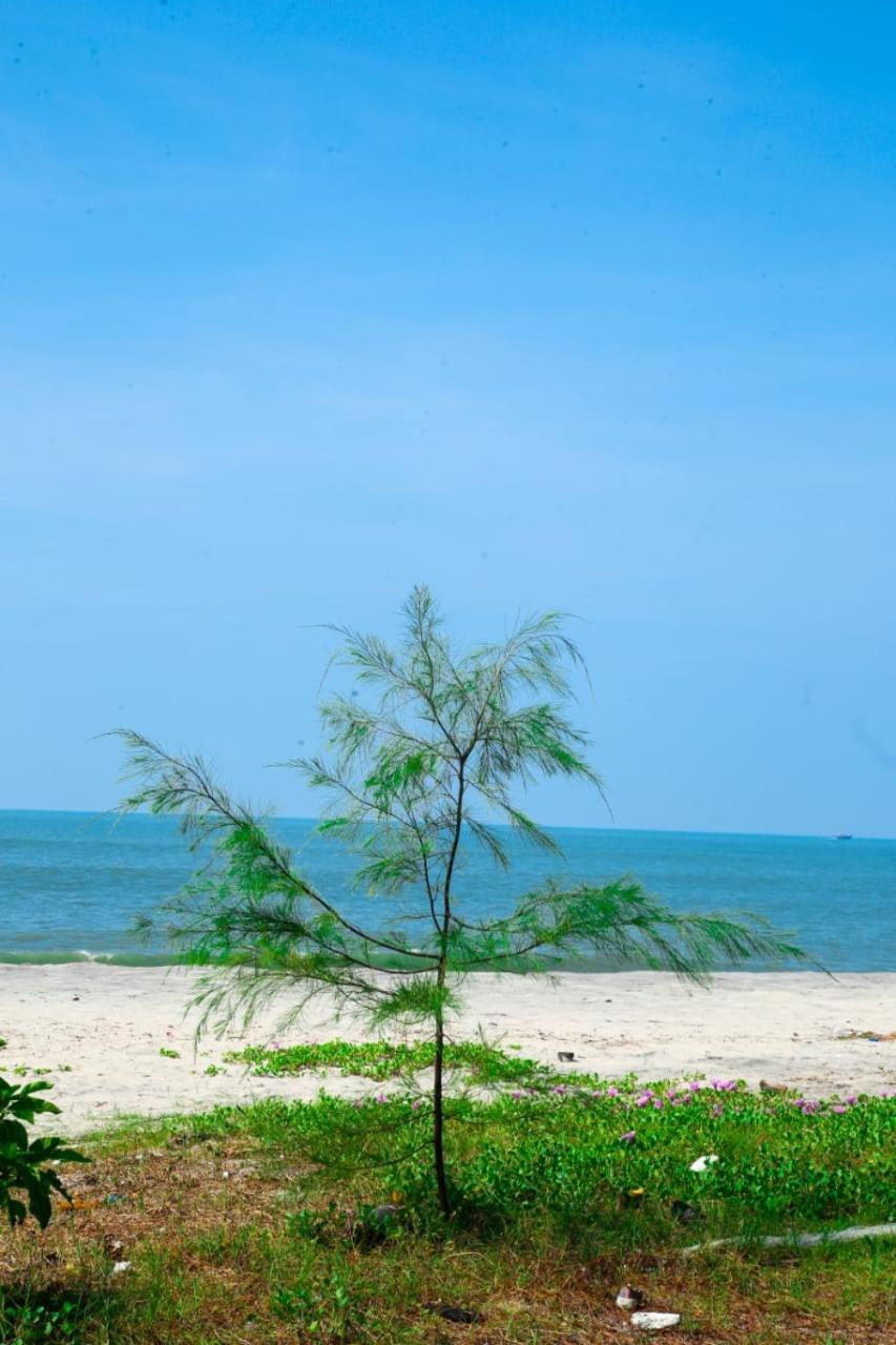 Caspian Beach Resort Alappuzha Bagian luar foto